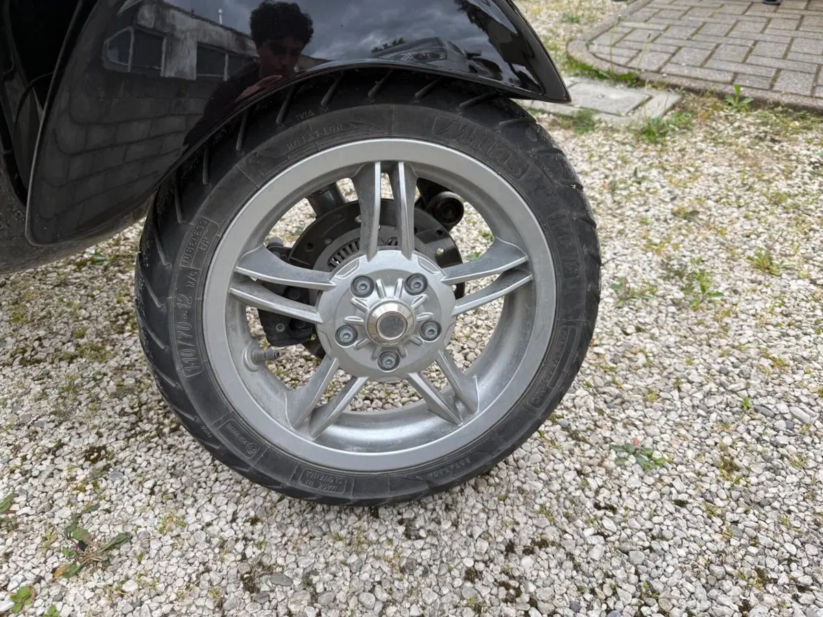Vespa Primavera 125 (2024 - 25) (8)