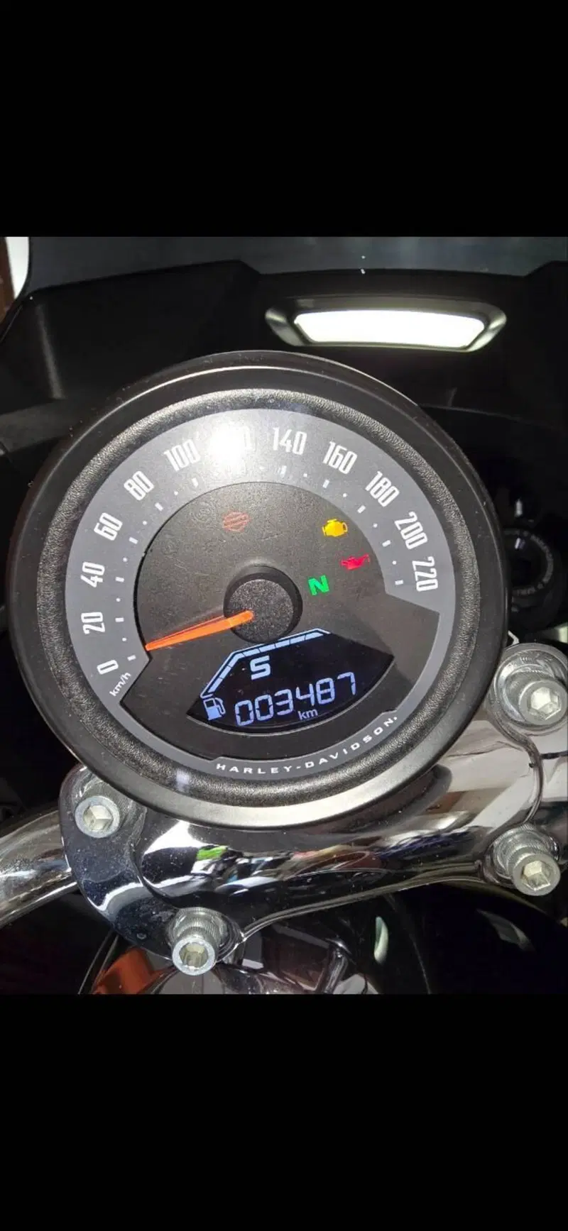 Harley-Davidson Low Rider ST (2025 - 26) (5)