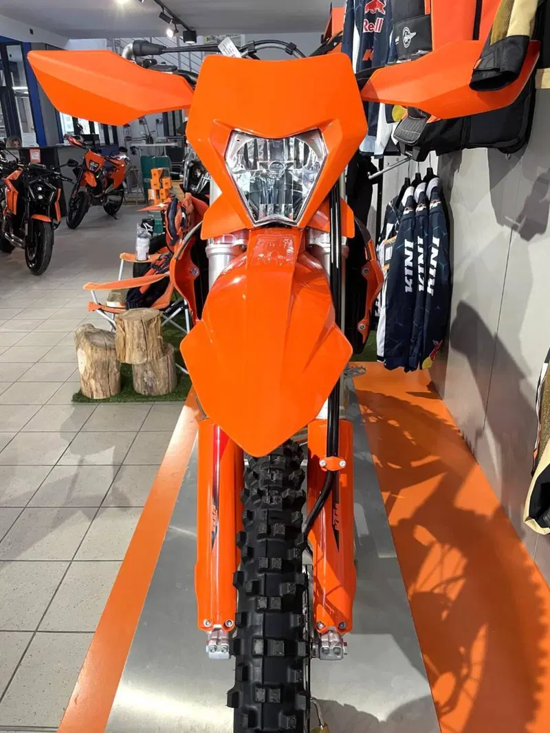 KTM 300 EXC (2026) (2)