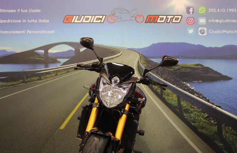 Yamaha FZ8 (2010 - 12) (9)