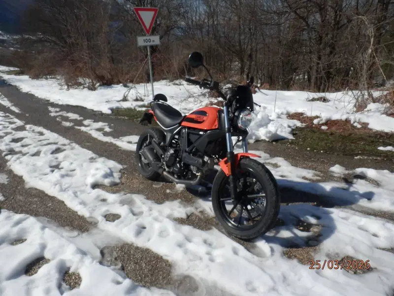 Ducati Scrambler 400 Sixty 2 (2016 - 21) (5)