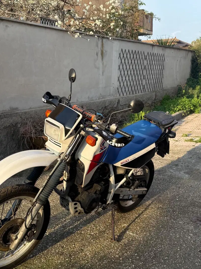 Honda XL 600 (2)