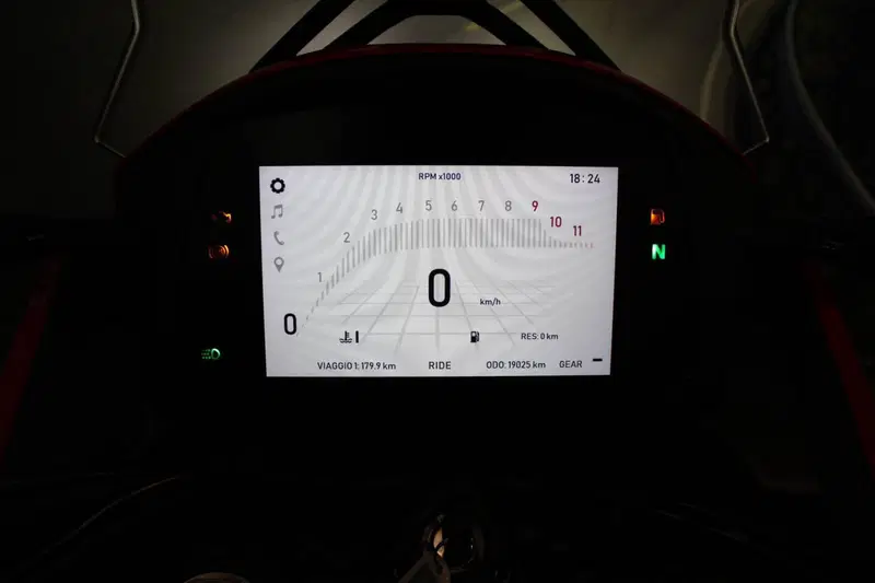 Moto Morini X-Cape 650 (2021 - 26) (6)