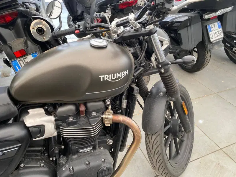Triumph Speed Twin 900 (2023 - 24) (5)
