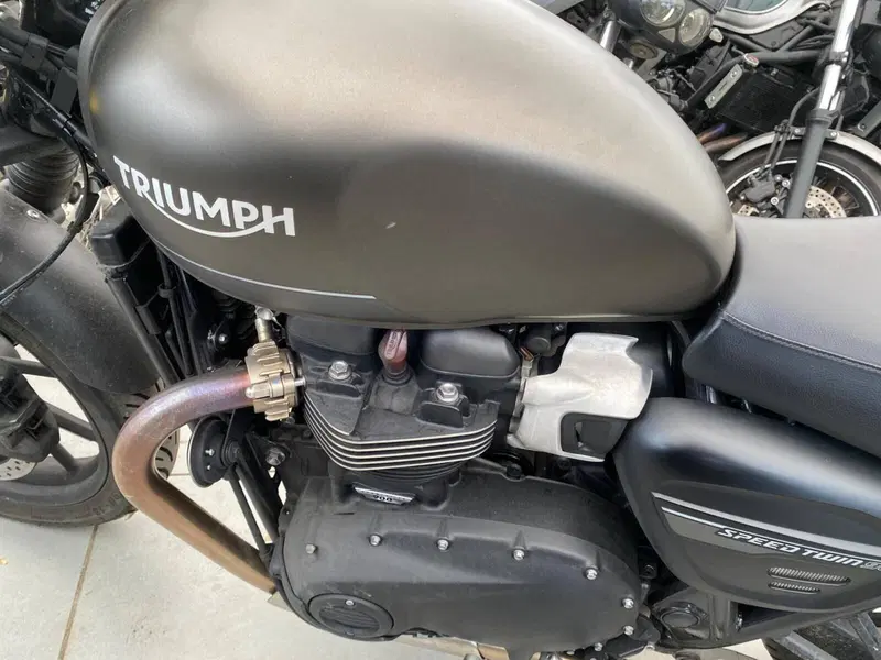 Triumph Speed Twin 900 (2023 - 24) (7)