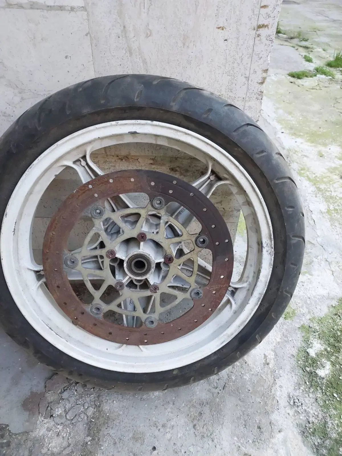 Cerchio moto, forcella, cilindro. Honda (3)