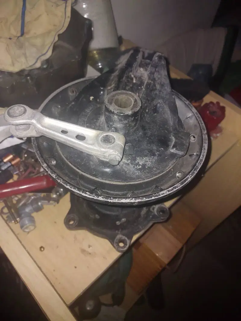 Cerchio moto, forcella, cilindro. Honda (5)
