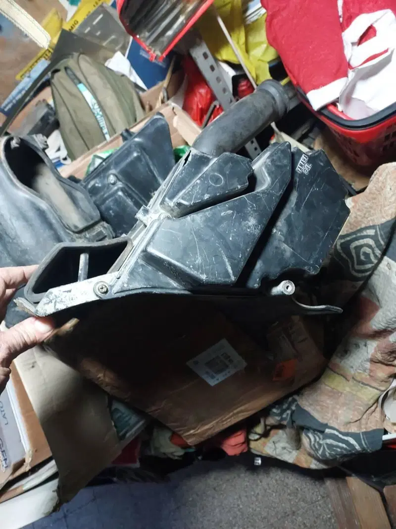 Cerchio moto, forcella, cilindro. Honda (13)