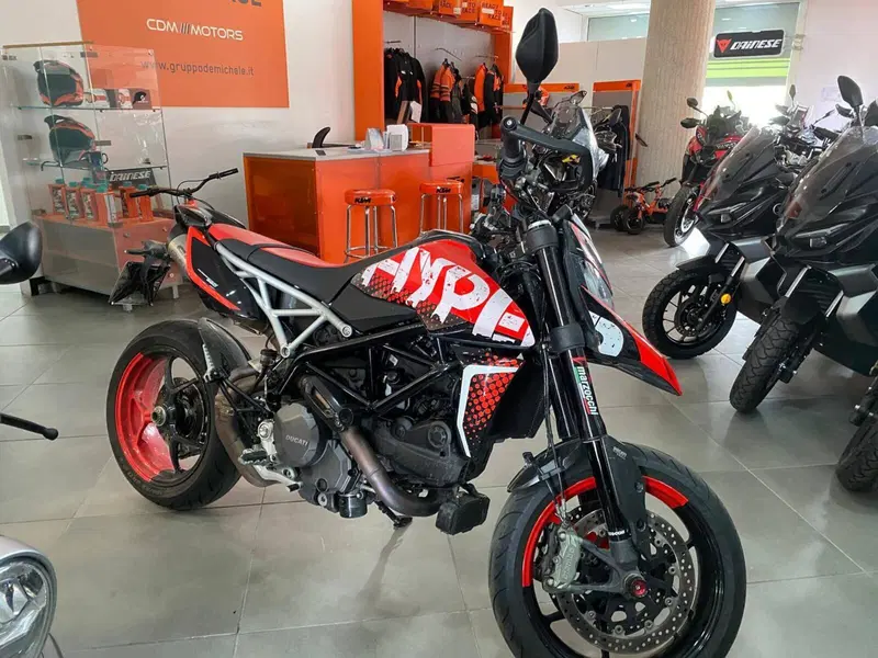 Ducati Hypermotard 950 RVE (2022 - 25) (2)