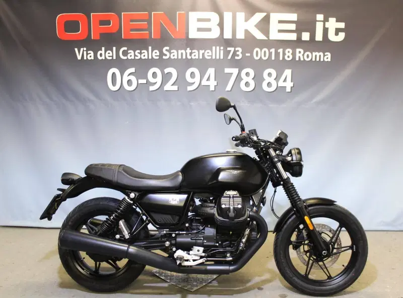 Moto Guzzi V7 Stone (2025 - 26)