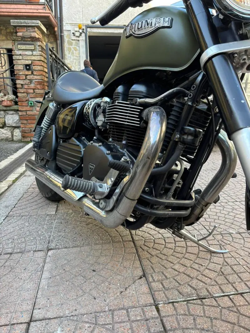 Triumph Speedmaster (2003 - 05) (7)