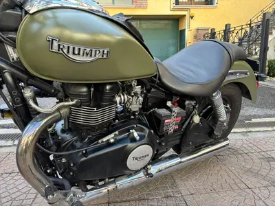 Triumph Speedmaster (2003 - 05) usata