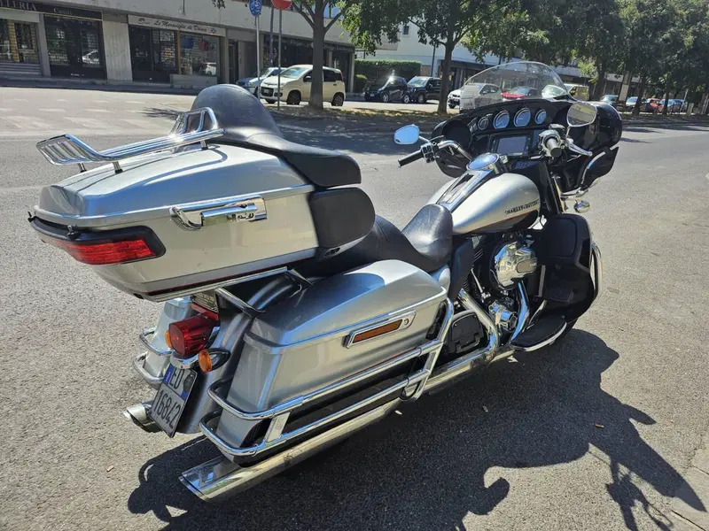 Harley-Davidson 1690 Electra Glide Ultra Limited (2014 - 15) - FLHTK (4)
