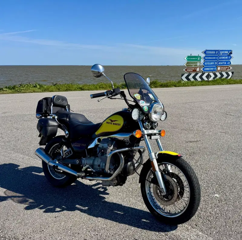 Moto Guzzi Nevada 750