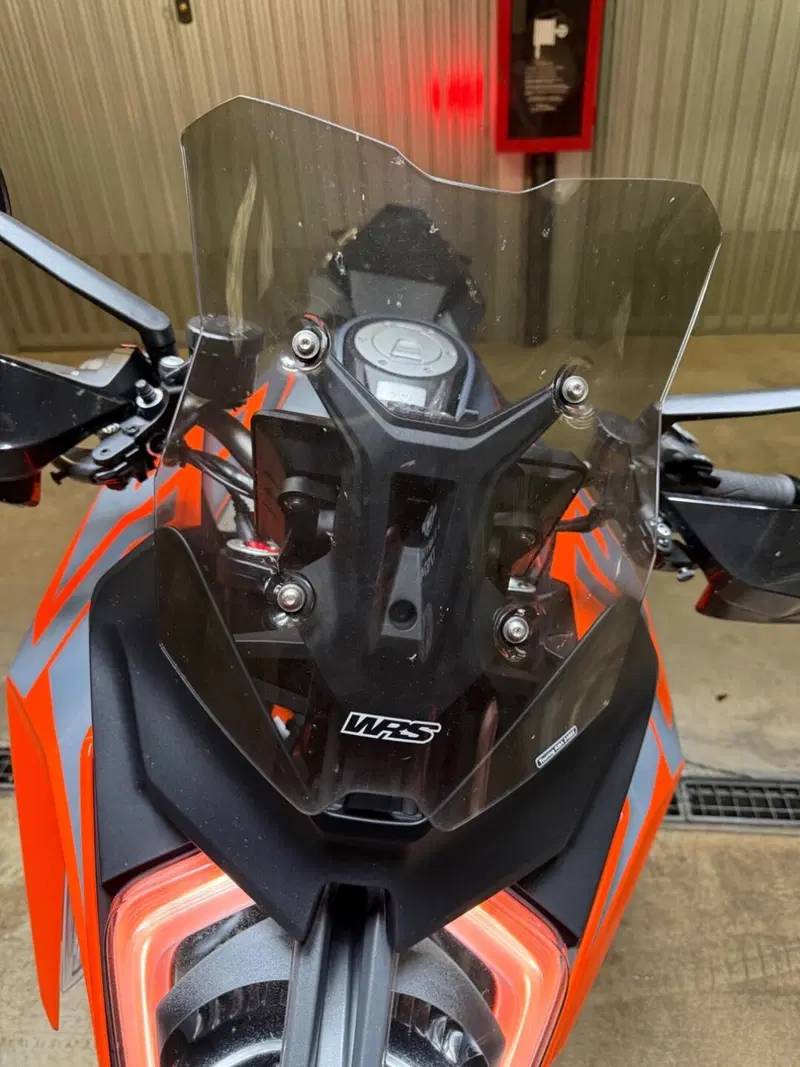 KTM 1290 Super Duke GT (2022 - 25) (2)