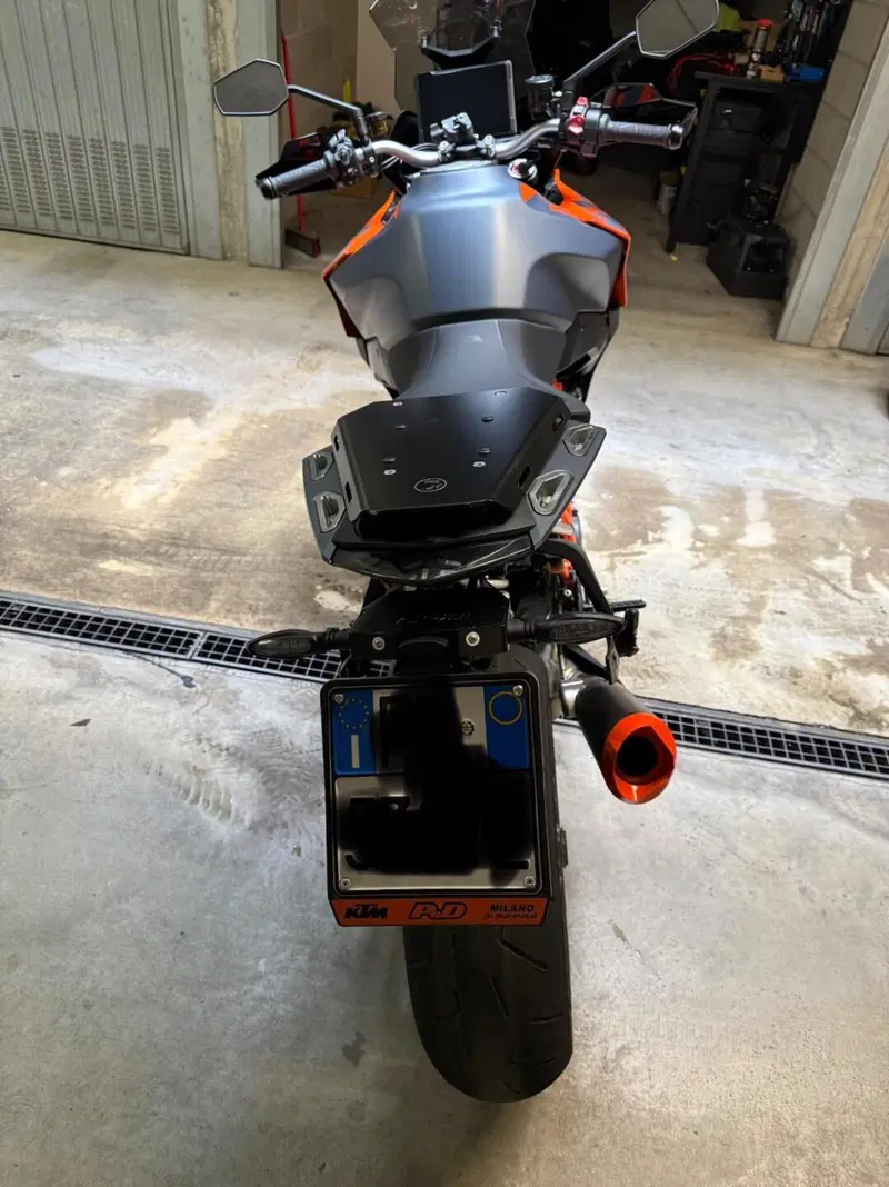 KTM 1290 Super Duke GT (2022 - 25) (5)