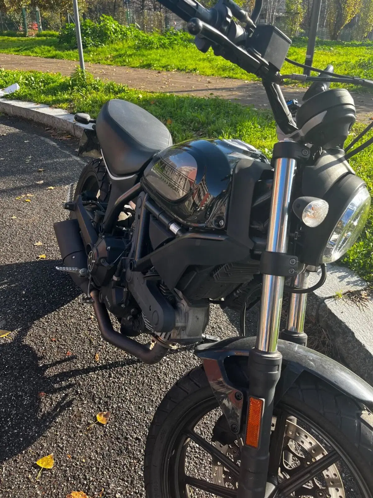Ducati Scrambler 400 Sixty 2 (2016 - 21) (2)