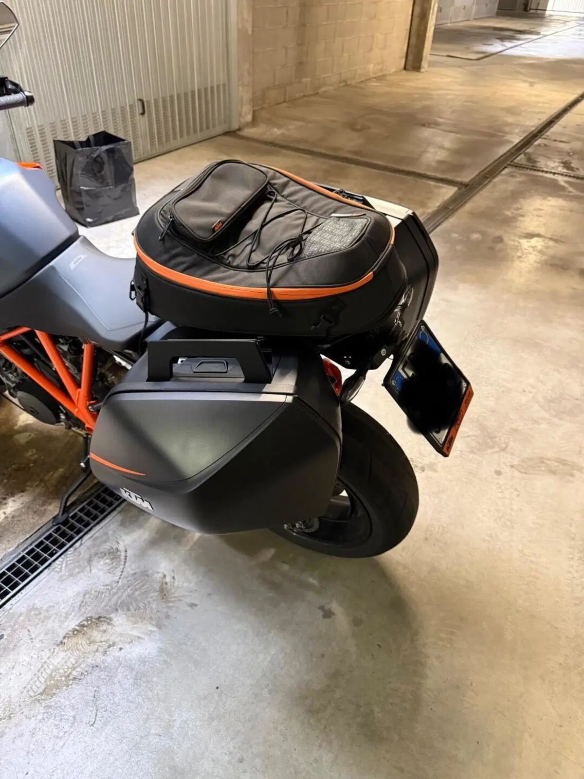 KTM 1290 Super Duke GT (2022 - 25) (8)