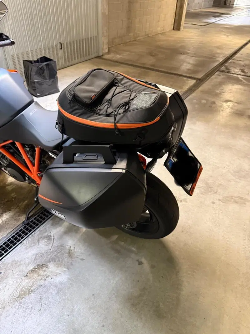 KTM 1290 Super Duke GT (2022 - 25) (8)