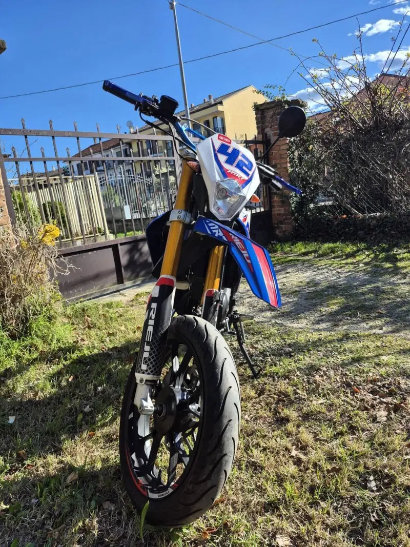 Rieju MRT 50 Supermotard Pro (2021 - 25) (2)