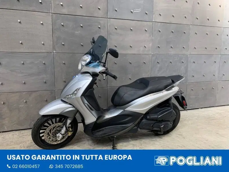 Piaggio Beverly 300 S i.e. ABS-ASR (2016 - 20) (6)