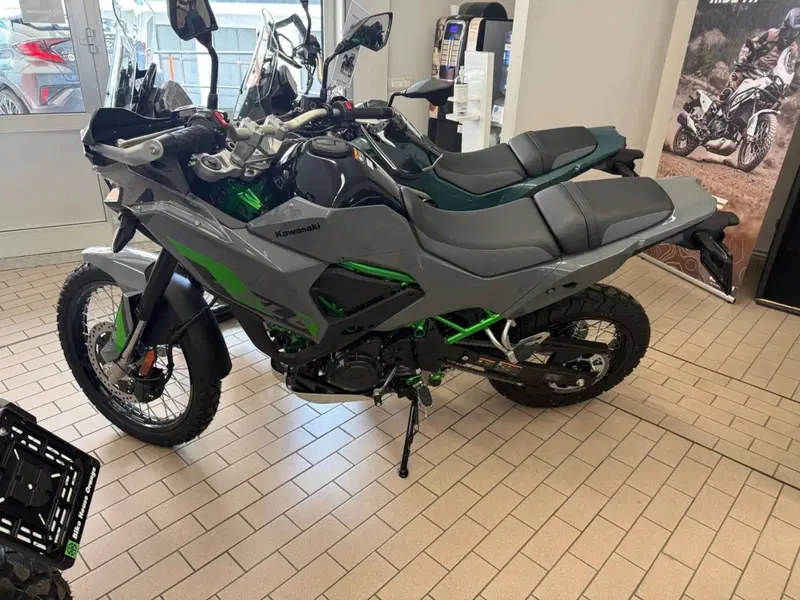 Kawasaki KLE 500 SE (2026) (3)