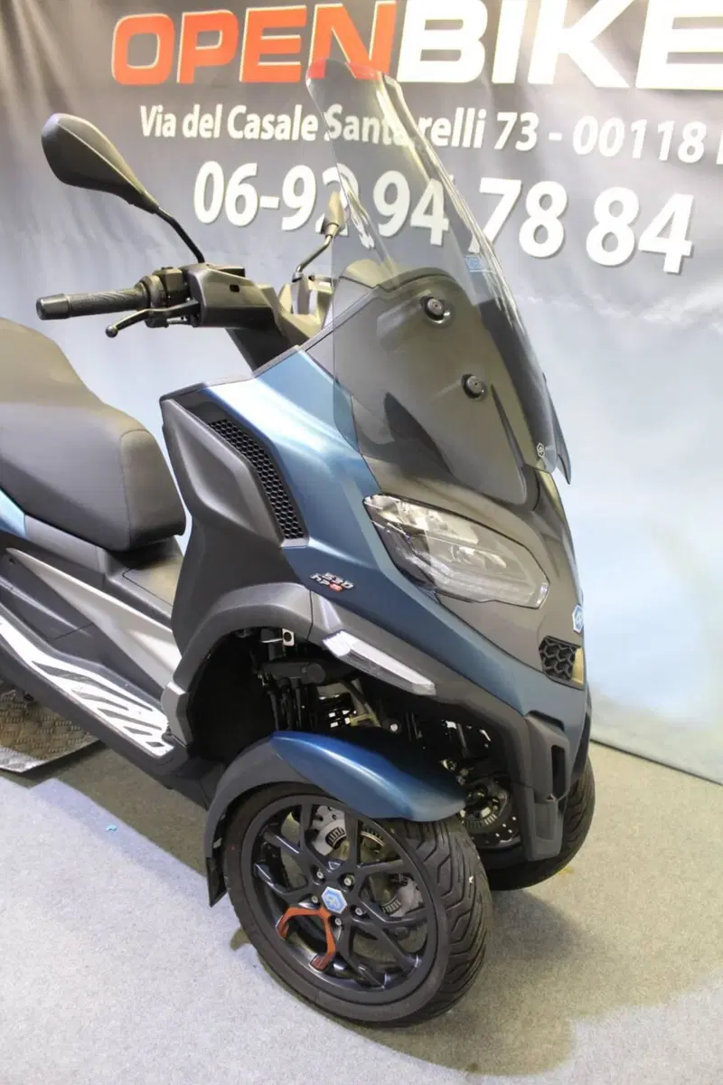 Piaggio MP3 530 Hpe Exclusive (2025 - 26) (8)