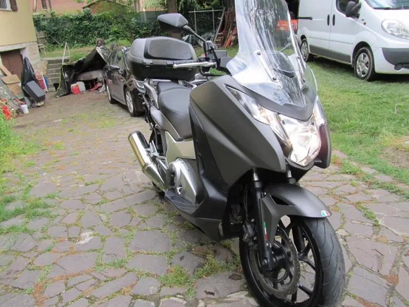 Honda Integra 750 DCT ABS (2014 - 15) (4)