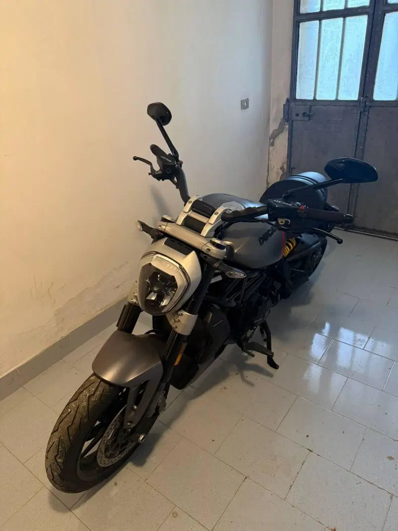 Ducati XDiavel 1262 Black Star (2021) (2)
