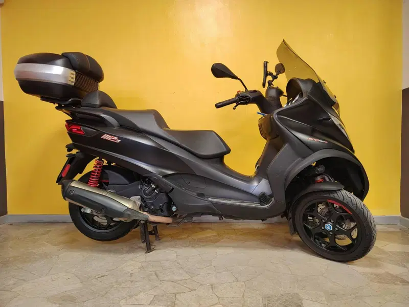 Piaggio Mp3 500 ABS Hpe Sport Advanced (2021 - 23) (3)