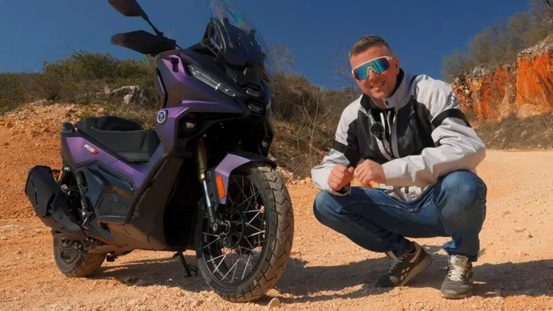  VOGE SR450X: Il nuovo Re degli Adventure Scooter? Anteprima e Dettagli [VIDEO]