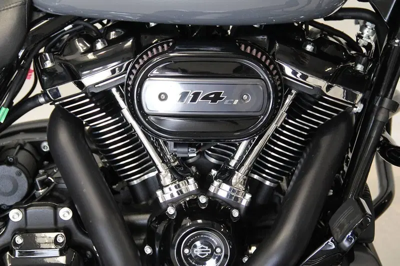 Harley-Davidson Street Glide Special (2021 - 23) (4)