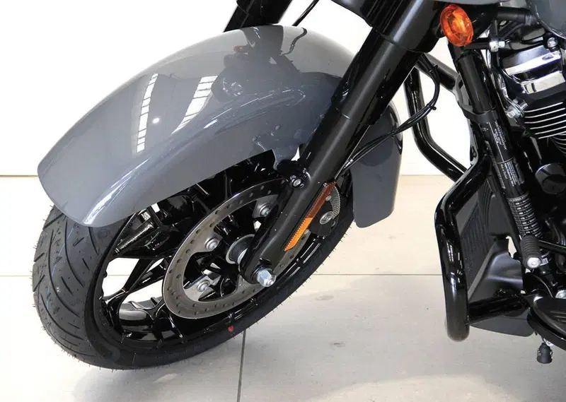 Harley-Davidson Street Glide Special (2021 - 23) (11)