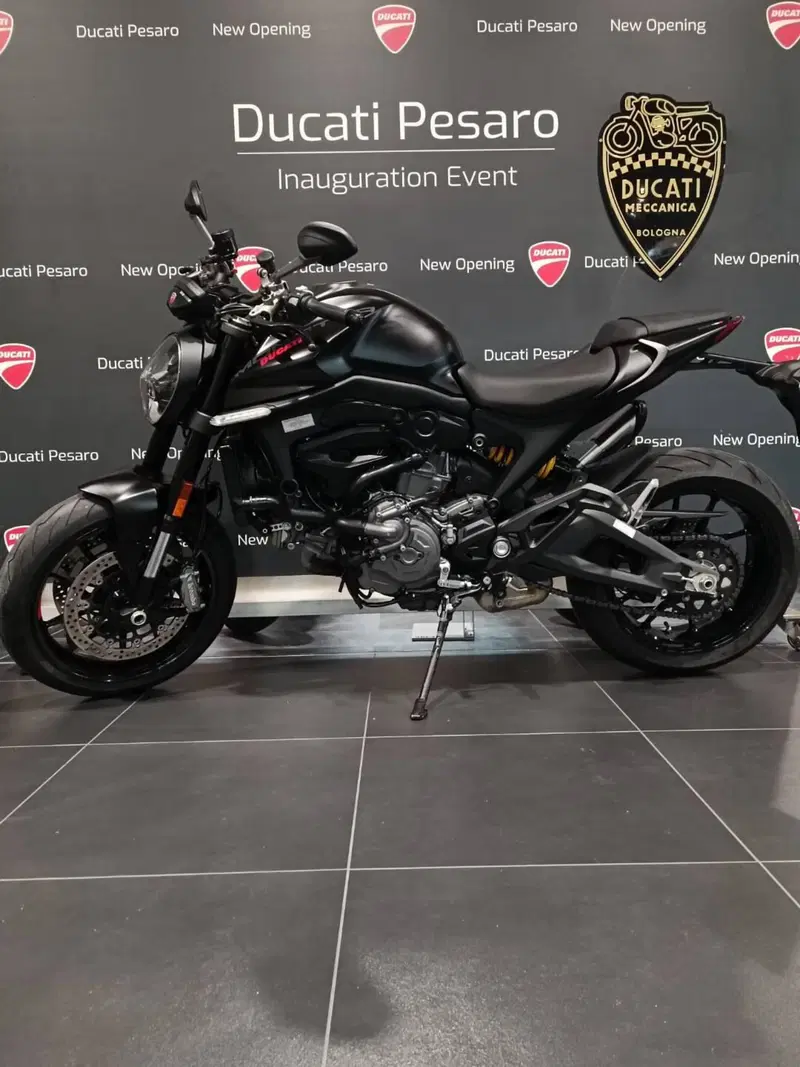 Ducati Monster 937 (2021 - 25) (4)