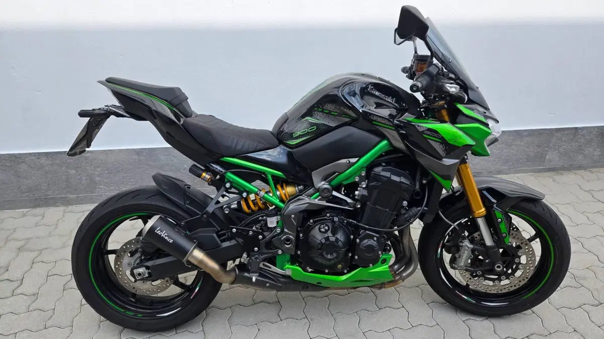 Kawasaki Z 900 SE (2022 - 24) (2)