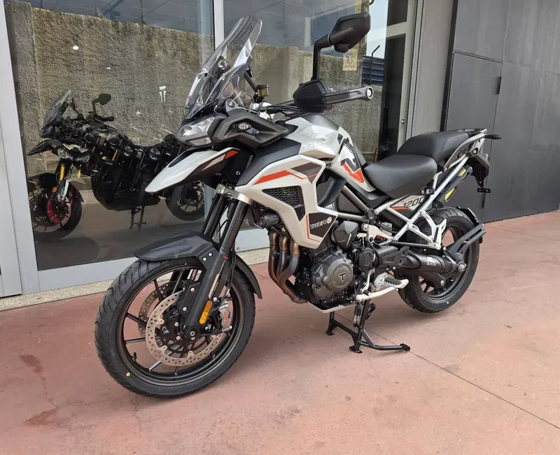 Triumph Tiger 1200 Alpine Special Edition (2026) (7)