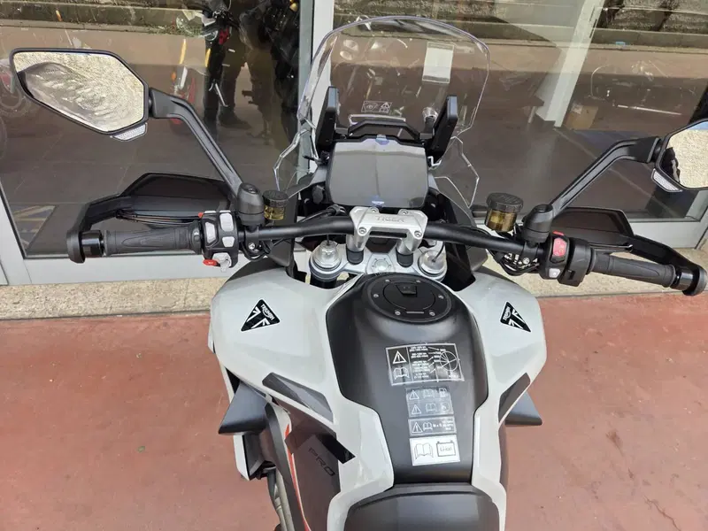 Triumph Tiger 1200 Alpine Special Edition (2026) (12)