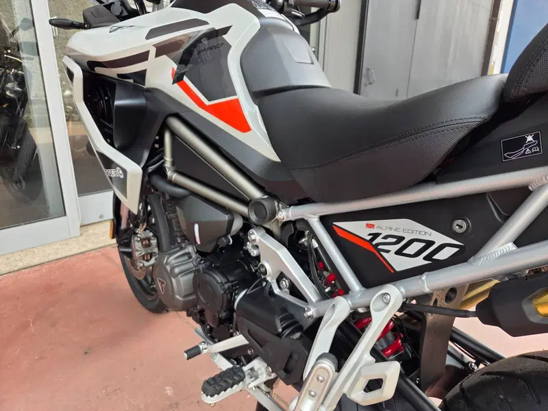 Triumph Tiger 1200 Alpine Special Edition (2026) (15)