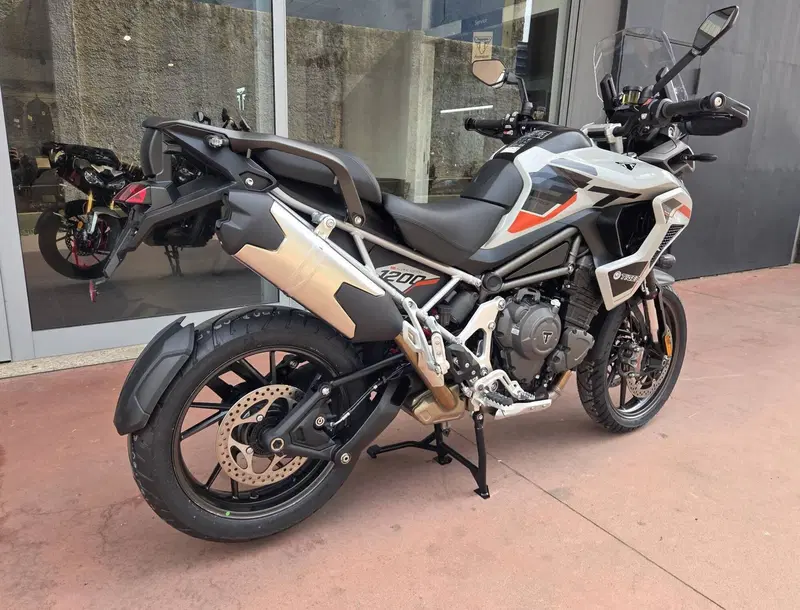 Triumph Tiger 1200 Alpine Special Edition (2026) (3)