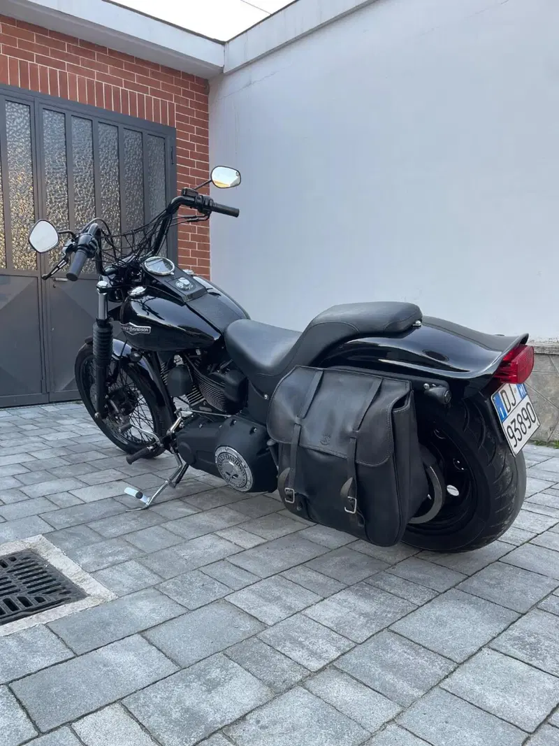 Harley-Davidson 1584 Night Train (2006 - 07) - FXSTB (2)