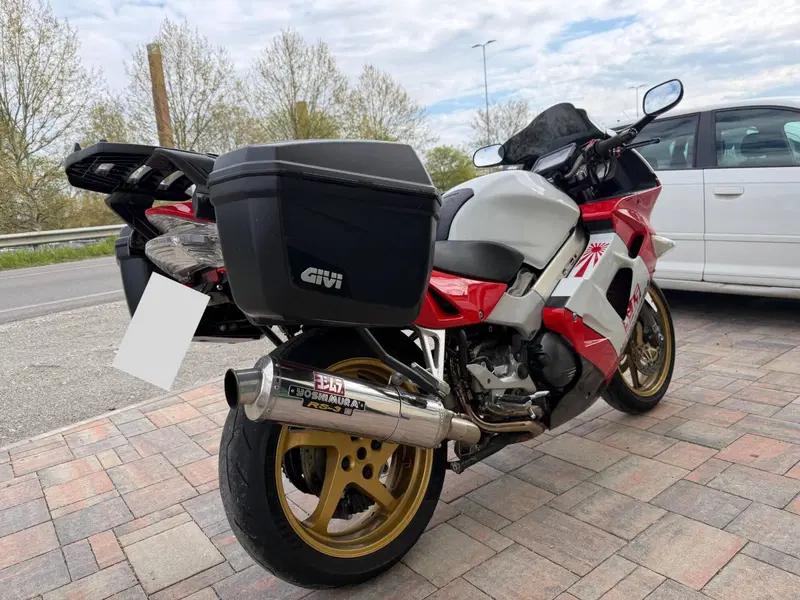 Honda VFR 800 (1998 - 01) (14)