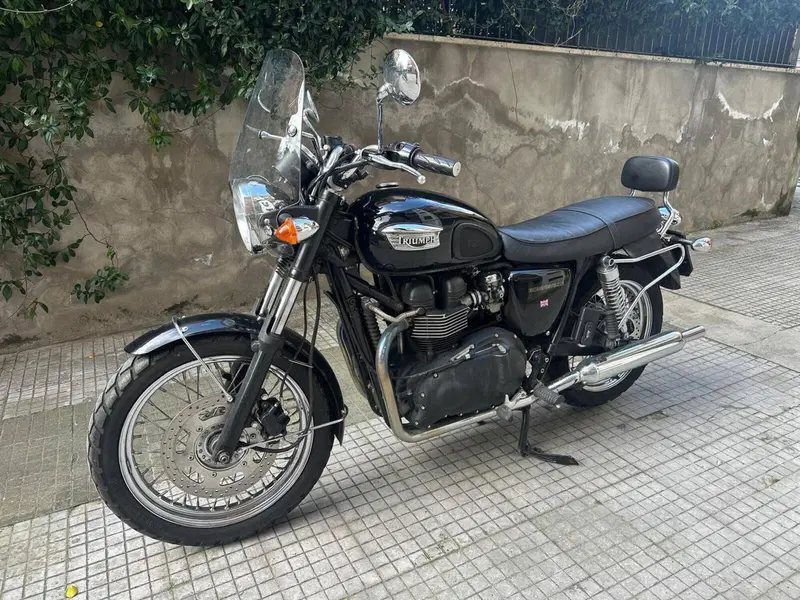 Triumph Bonneville 800 (2002 - 07) (2)