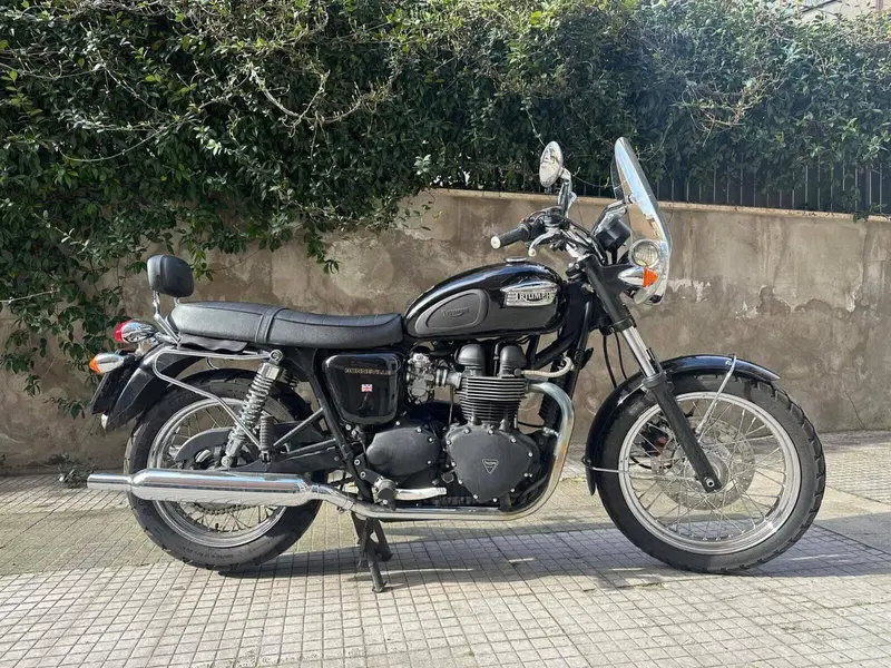 Triumph Bonneville 800 (2002 - 07) (6)