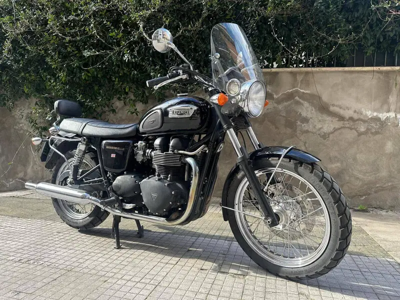 Triumph Bonneville 800 (2002 - 07) (8)