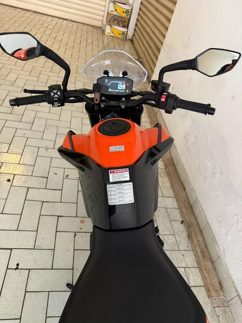 KTM 890 Duke (2021 - 23) (3)