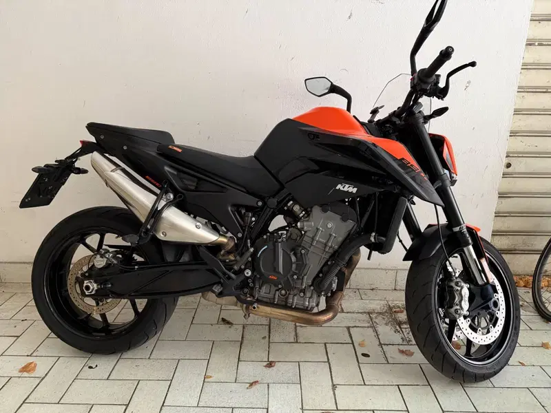 KTM 890 Duke (2021 - 23) (6)