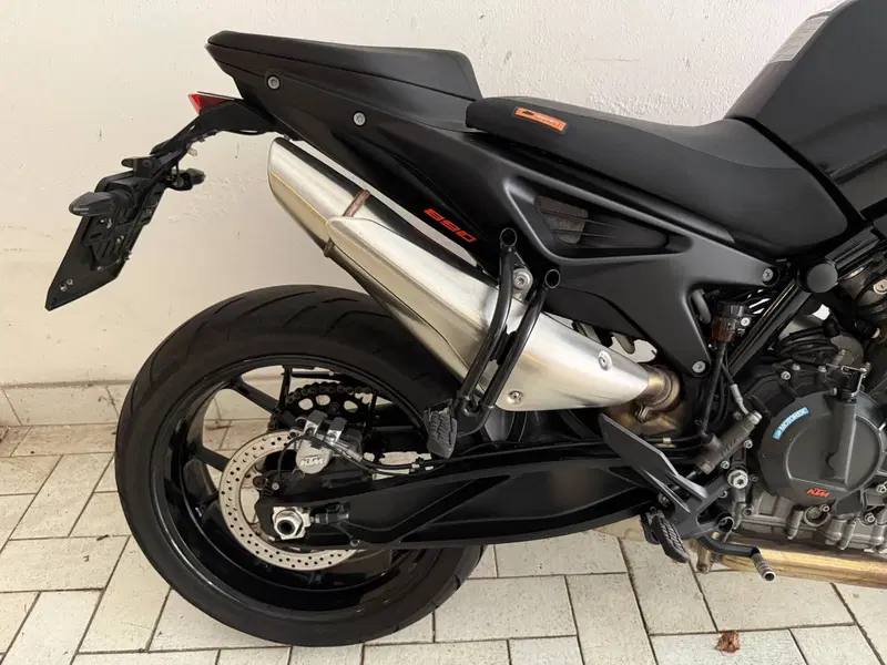 KTM 890 Duke (2021 - 23) (7)