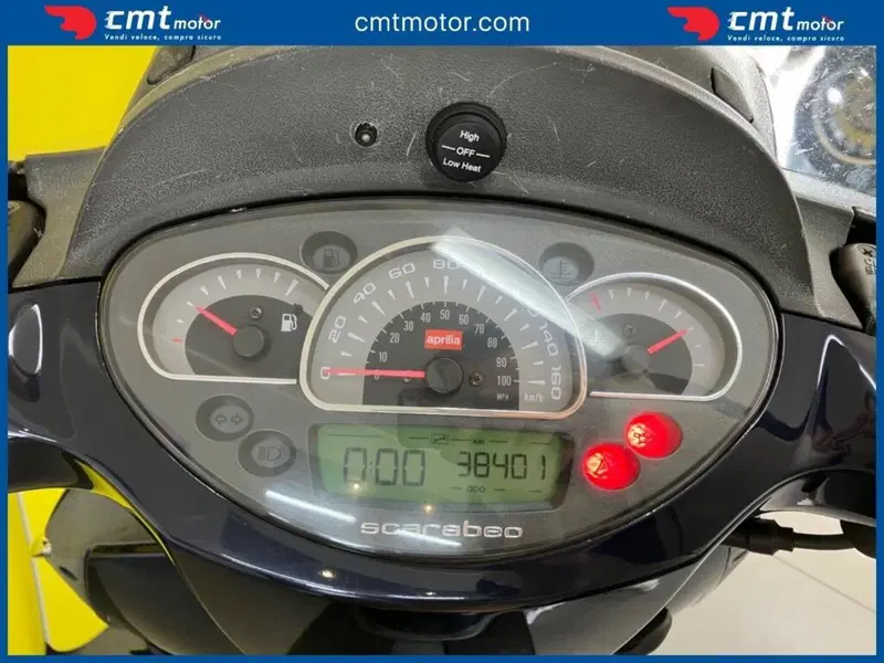 Aprilia Scarabeo 200 i.e. (2009 - 11) (5)