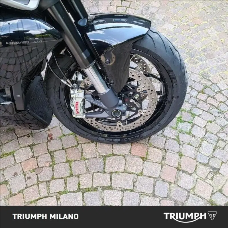 Ducati Diavel V4 (2023 - 26) (4)