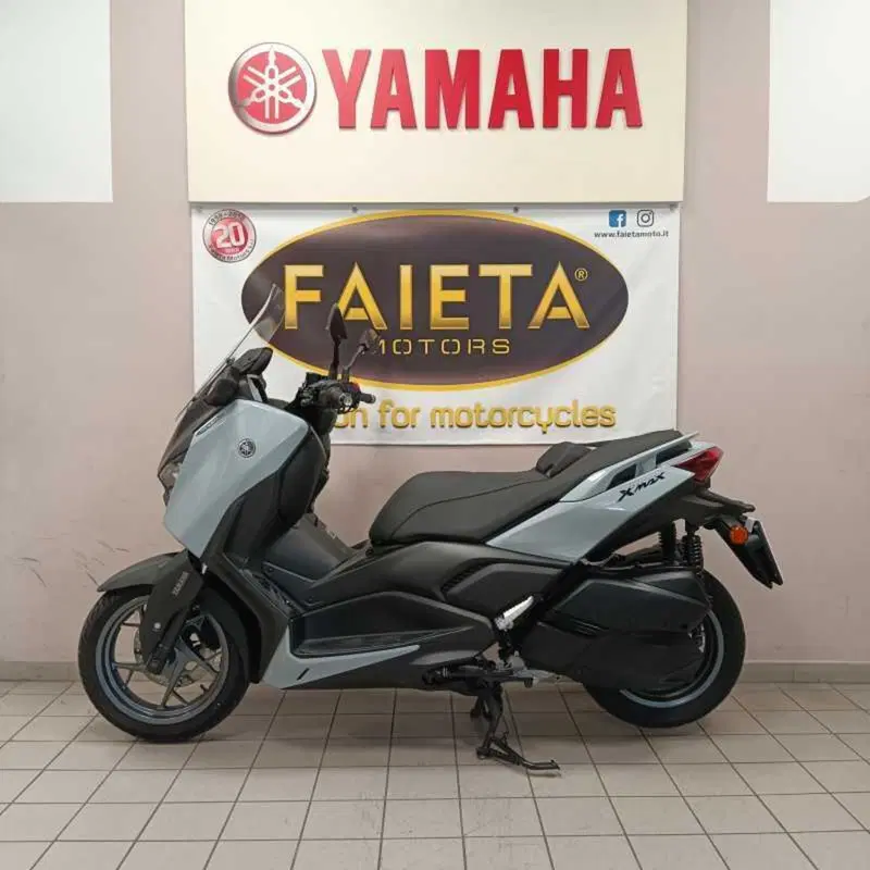 Yamaha X-Max 300 Tech Max+ (2025 - 26)